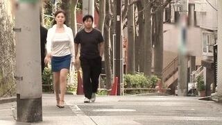Japanese millionaire lady is arrested and plumbs with all the witnesses and her cuckolded hubby is watching
