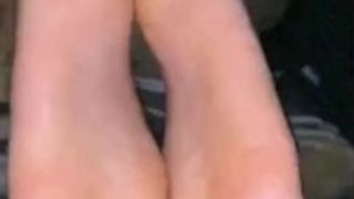 Bone spank ON black black soles