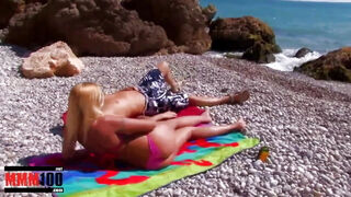 Buxom ash-blonde raunchy pound in coochie and booty on the beach