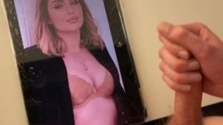 AMANDINE PELLISSARD - jizz TRIBUTE (mon sperme va trop loin)