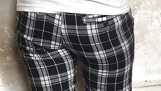She gets crammed in both fuck-holes