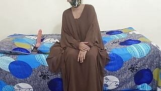 Highly scorching Pakistani Mature Aunty quick railing on fuck stick with Urdu super-sexy conversing