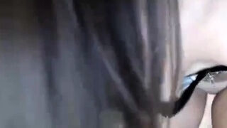 Nude fledgling web cam lady finger-tickling her beaver live on web camera