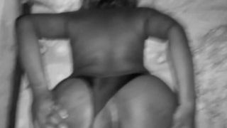 Femme ebony aux grosses fesses baise