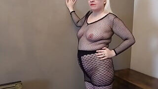 Dancing in Fishnet tights and Fishnet assets Stocking