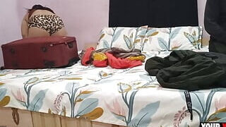 OYO bedroom Kaand step-mother and son-in-law